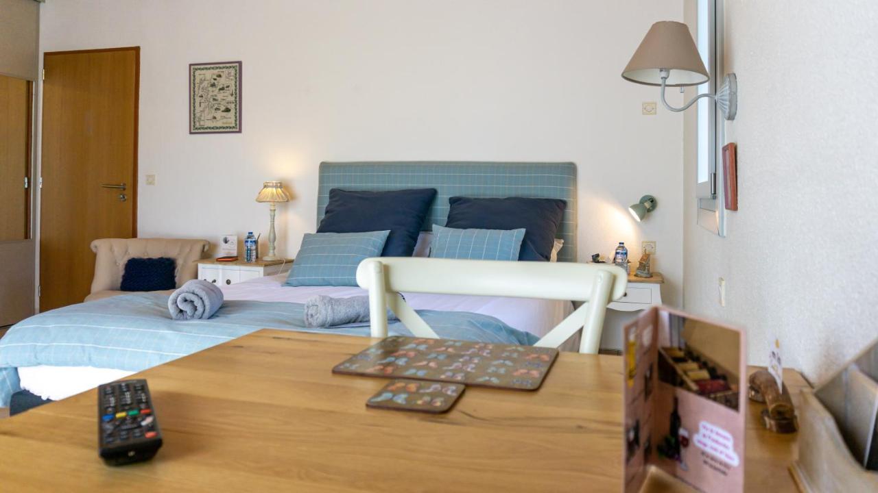 "La Combe Fleurie" Appartements & Chambres Сен-Бонне-ан-Шансор Экстерьер фото